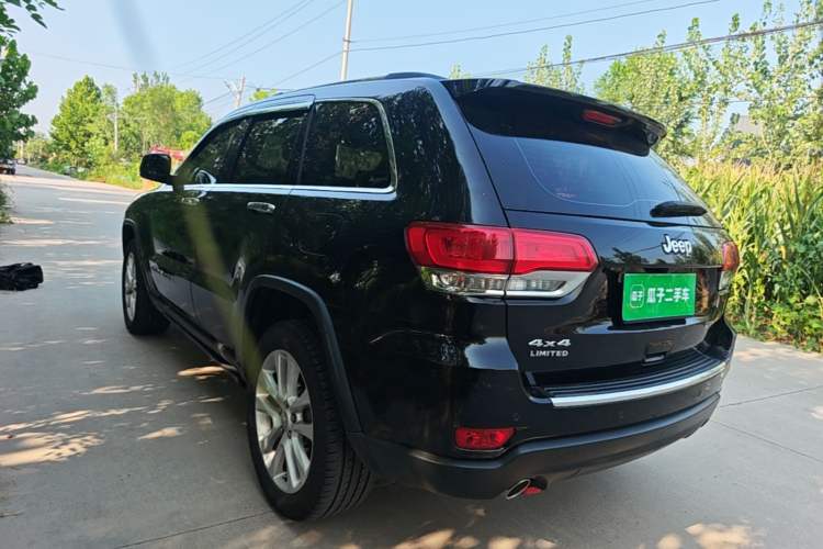 Used Jeep Grand Cherokee 2017 3.6L Elite Navigation Edition Rear Left 45 Deg