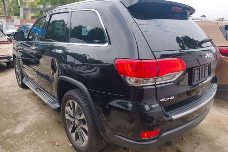 Used Jeep Grand Cherokee 2017 3.0L Comfort Navigation Edition Rear Left 45 Deg