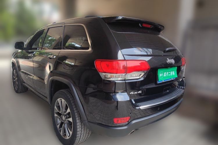 Used Jeep Grand Cherokee 2017 3.6L Elite Navigation Edition Rear Left 45 Deg