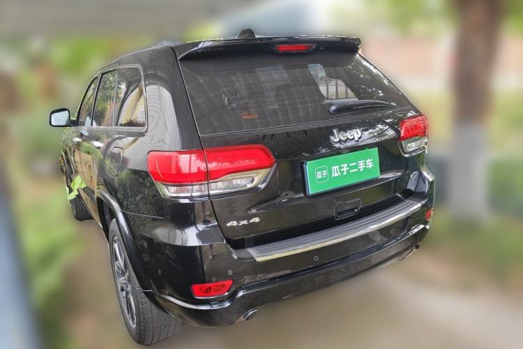 Used Jeep Grand Cherokee 2017 3.6L Luxury Navigation Edition Rear Left 45 Deg