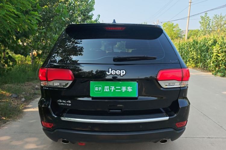 Used Jeep Grand Cherokee 2017 3.6L Elite Navigation Edition Rear