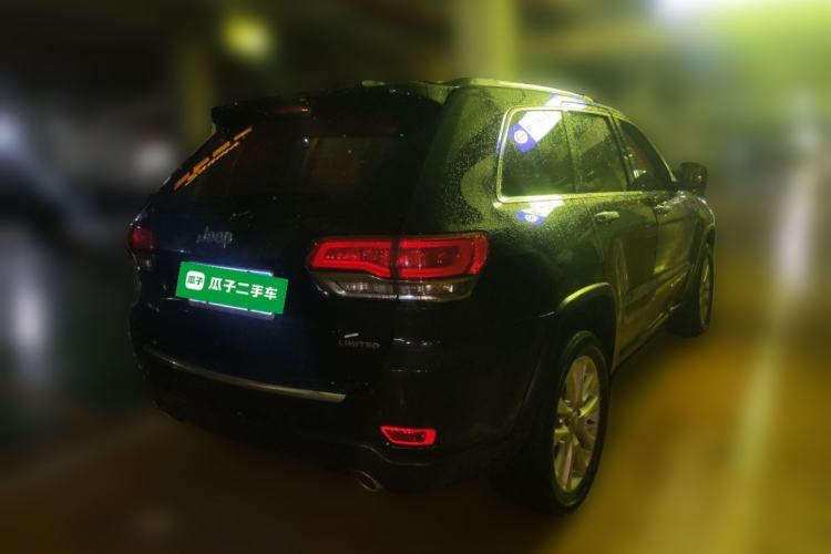 Used Jeep Grand Cherokee 2017 3.6L Elite Navigation Edition Rear Right 45 Deg