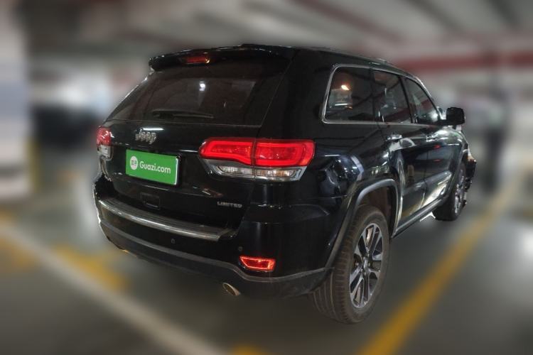Used Jeep Grand Cherokee 2017 3.0L Elite Navigation Edition Rear Right 45 Deg