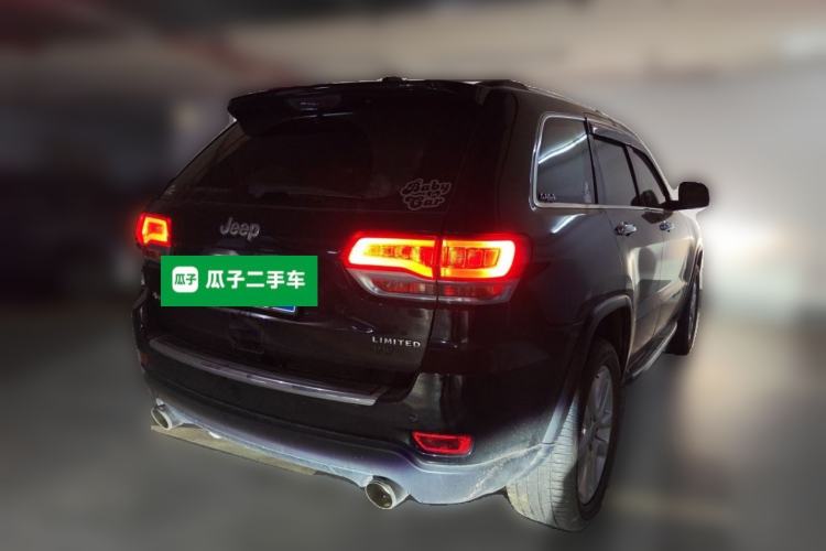 Used Jeep Grand Cherokee 2017 3.0L Elite Navigation Edition Rear Right 45 Deg