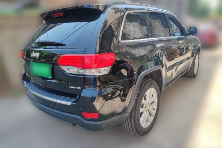 Used Jeep Grand Cherokee 2017 3.6L Elite Navigation Edition Rear Right 45 Deg