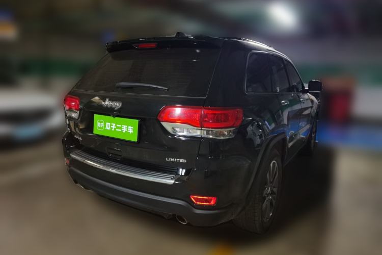 Used Jeep Grand Cherokee 2017 3.0L Elite Navigation Edition Rear Right 45 Deg