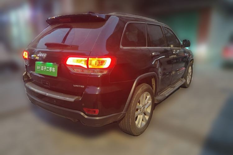 Used Jeep Grand Cherokee 2017 3.0L Comfort Navigation Edition Rear Right 45 Deg