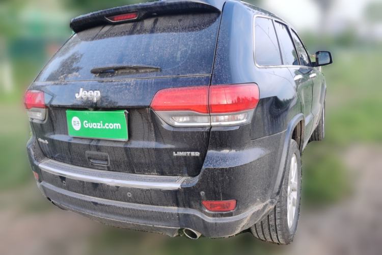 Used Jeep Grand Cherokee 2017 3.0L Elite Navigation Edition Rear Right 45 Deg