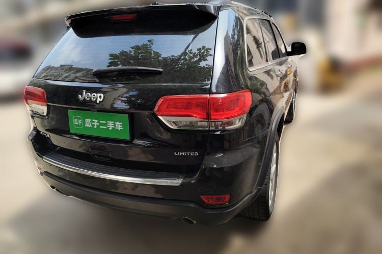 Used Jeep Grand Cherokee 2017 3.6L Elite Navigation Edition Rear Right 45 Deg