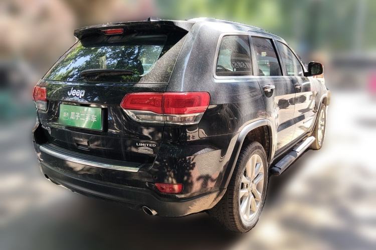 Used Jeep Grand Cherokee 2017 3.0L Comfort Navigation Edition Rear Right 45 Deg