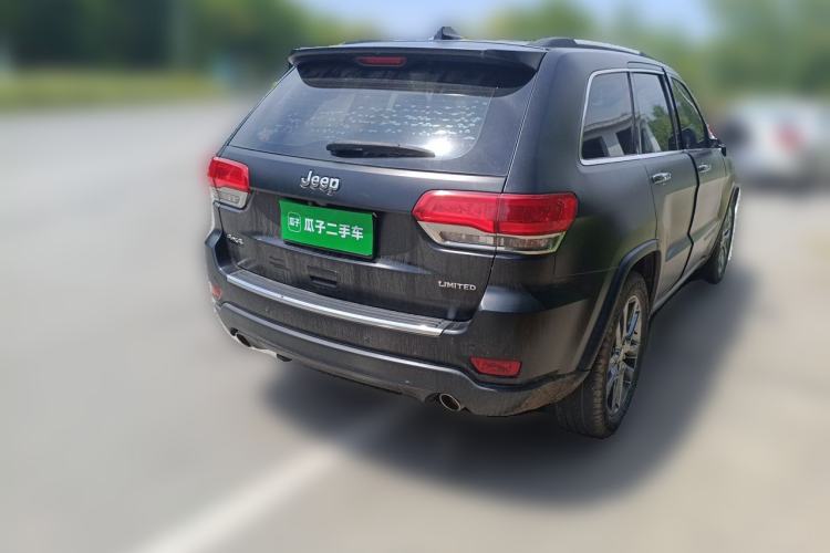 Used Jeep Grand Cherokee 2017 3.0L Elite Navigation Edition Rear Right 45 Deg