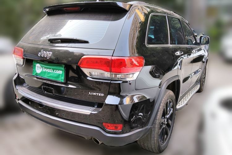 Used Jeep Grand Cherokee 2017 3.0L Comfort Navigation Edition Rear Right 45 Deg