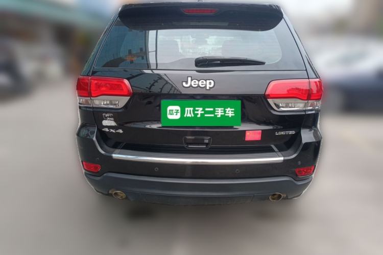 Used Jeep Grand Cherokee 2017 3.0L Comfort Navigation Edition Rear