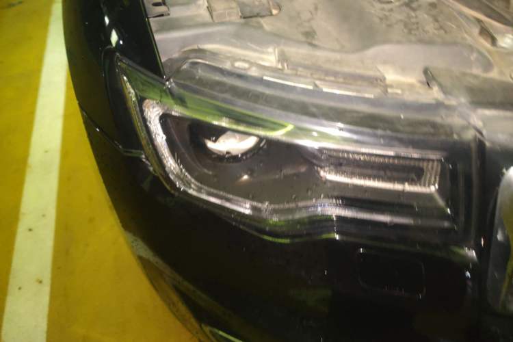 Used Jeep Grand Cherokee 2017 3.6L Elite Navigation Edition Right Front Headlight