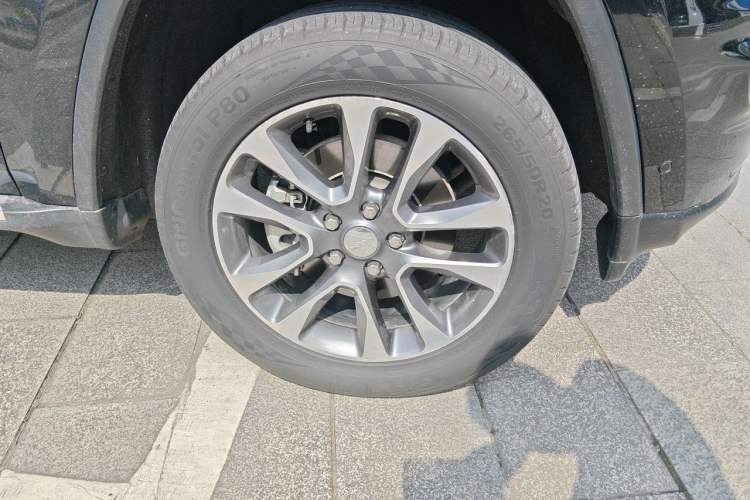 Used Jeep Grand Cherokee 2017 3.0L Elite Navigation Edition Right Front Wheel Hub