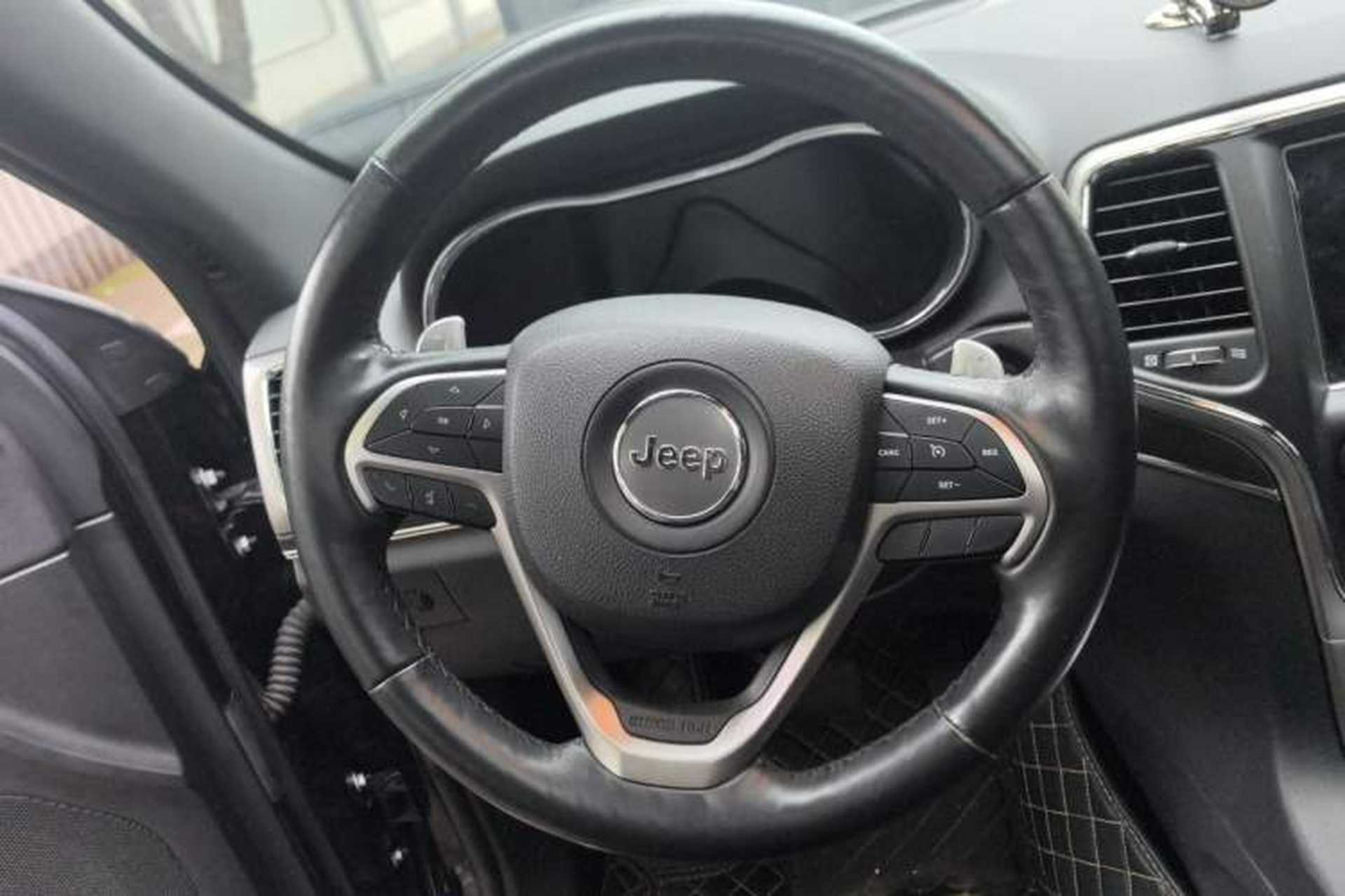 Used Jeep Grand Cherokee 2017 3.0L Elite Navigation Edition Steering Wheel