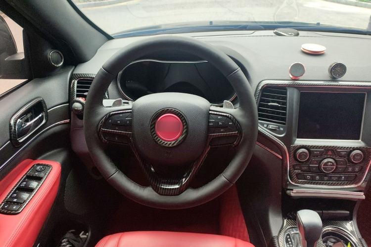 Used Jeep Grand Cherokee 2017 3.0L Comfort Navigation Edition Steering Wheel