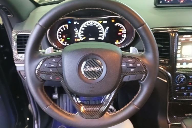 Used Jeep Grand Cherokee 2017 3.0L Elite Navigation Edition Steering Wheel