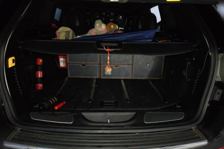 Used Jeep Grand Cherokee 2017 3.0L Elite Navigation Edition Trunk