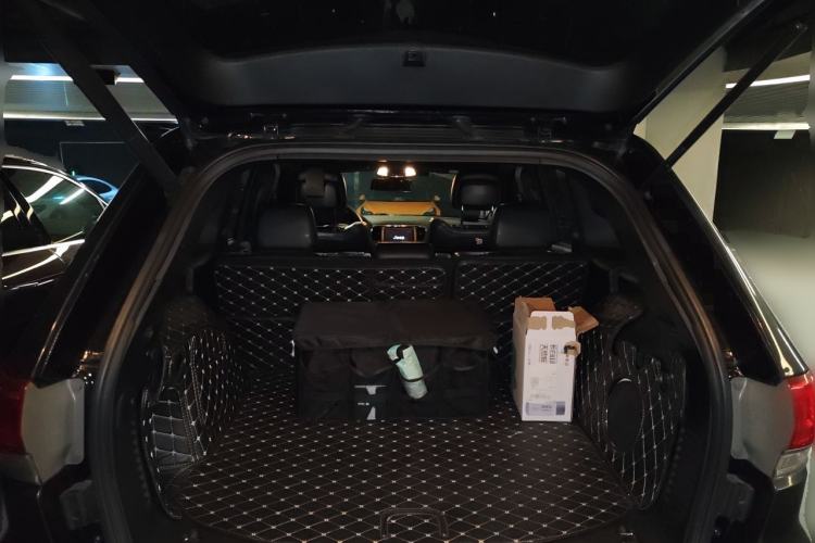 Used Jeep Grand Cherokee 2017 3.0L Elite Navigation Edition Trunk