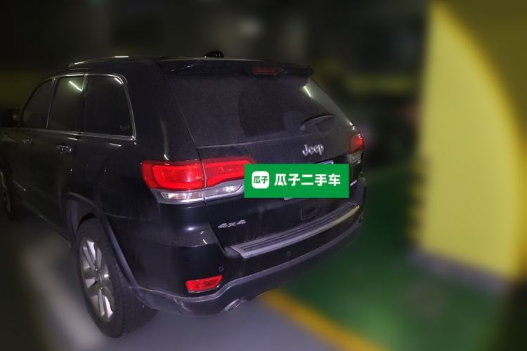 Used Jeep Grand Cherokee 2017 3.6L Elite Navigation Edition Trunk