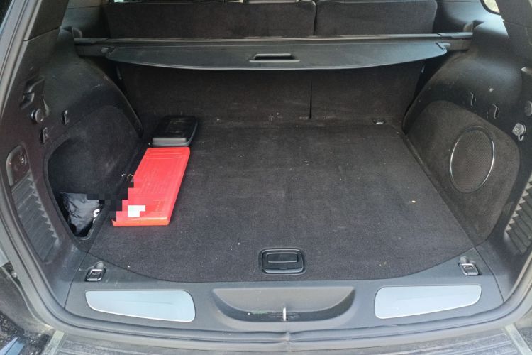 Used Jeep Grand Cherokee 2017 3.6L Elite Navigation Edition Trunk