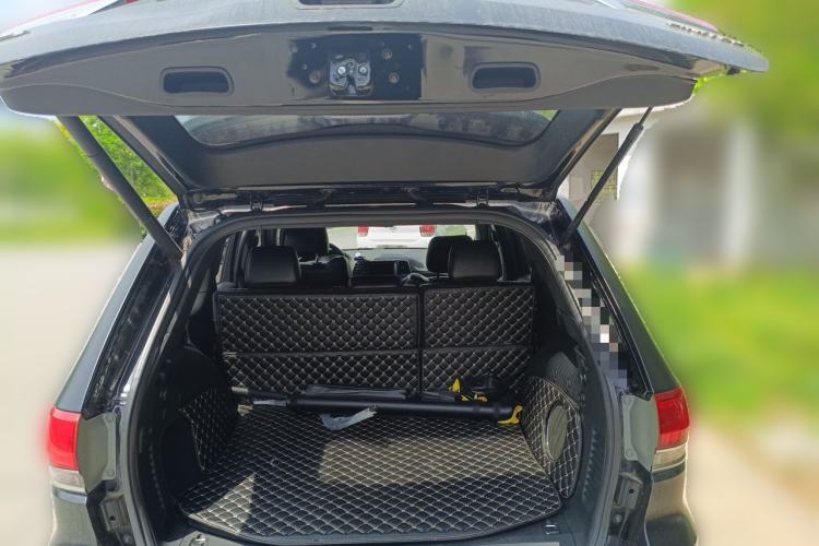 Used Jeep Grand Cherokee 2017 3.0L Elite Navigation Edition Trunk