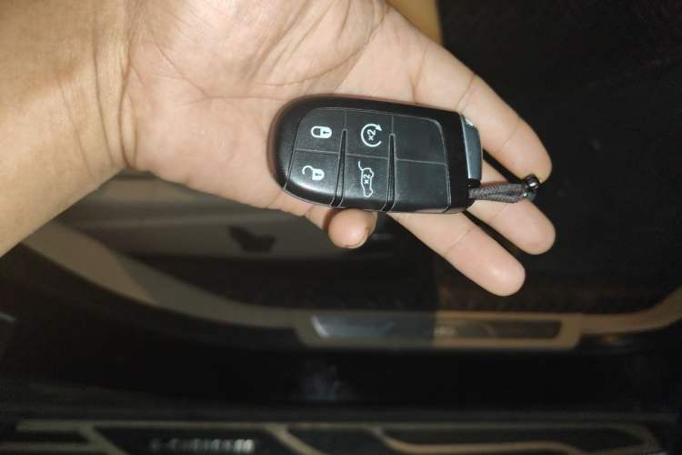 Used Jeep Grand Cherokee  Vehicle Key