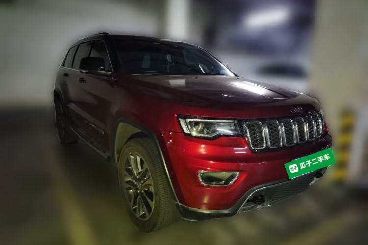 Used Jeep Grand Cherokee 2017 3.0L Elite Navigation Edition Front Right 45 Deg
