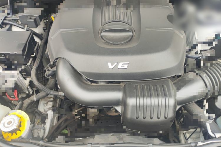 Used Jeep Grand Cherokee 2017 3.0L Comfort Navigation Edition Engine Bay