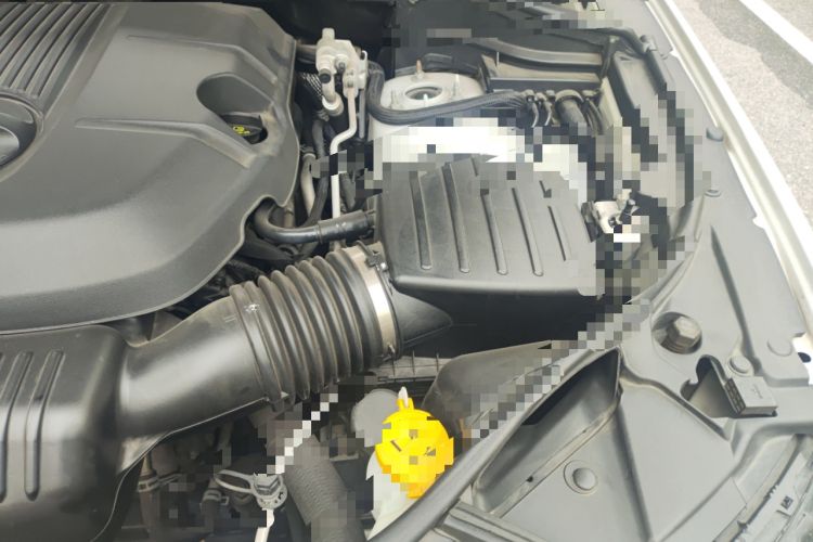 Used Jeep Grand Cherokee 2017 3.0L Comfort Navigation Edition Engine Bay Left