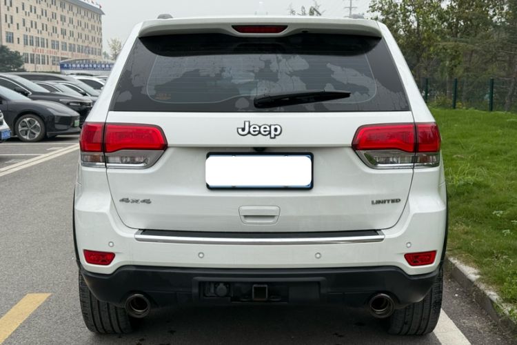 Used Jeep Grand Cherokee 2017 3.0L Elite Navigation Edition Exterior 3