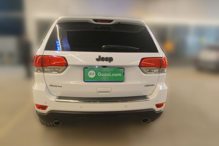 Used Jeep Grand Cherokee 2017 3.0L Elite Navigation Edition Rear