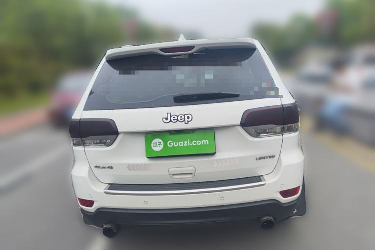Used Jeep Grand Cherokee 2017 3.0L Comfort Navigation Edition Rear