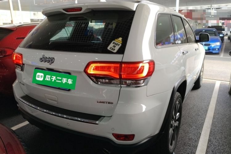 Used Jeep Grand Cherokee 2017 3.0L Comfort Navigation Edition Rear Right 45 Deg