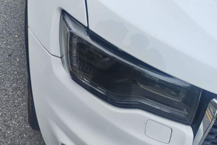 Used Jeep Grand Cherokee 2017 3.0L Comfort Navigation Edition Right Front Headlight