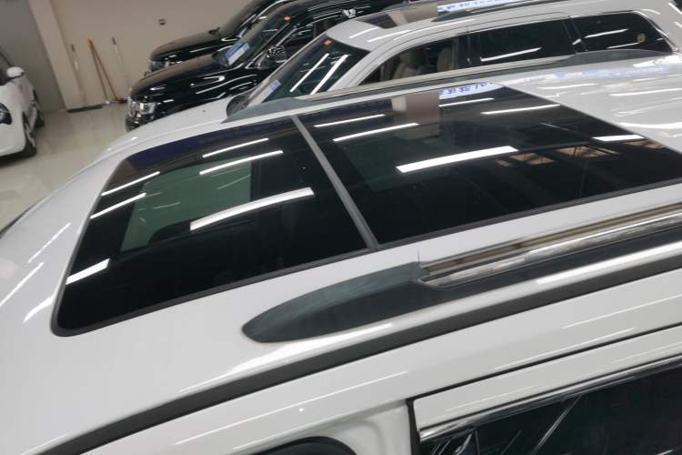 Used Jeep Grand Cherokee 2017 3.0L Comfort Navigation Edition Roof