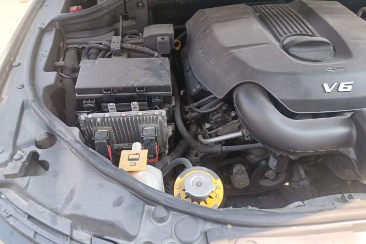 Used Jeep Grand Cherokee  Engine Bay Right
