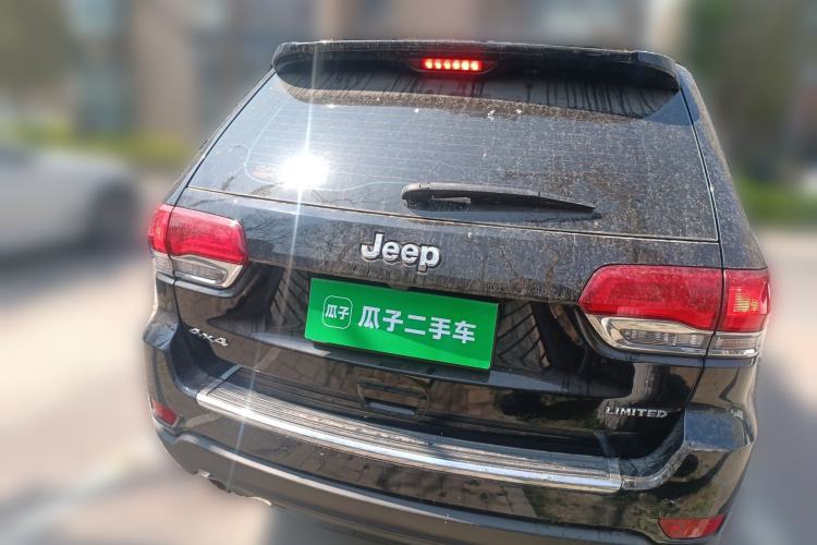 Used Jeep Grand Cherokee  Rear