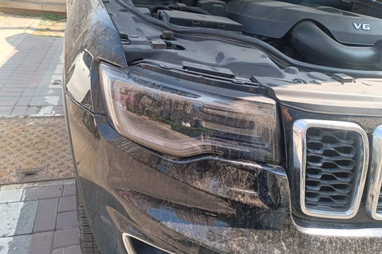 Used Jeep Grand Cherokee  Right Front Headlight