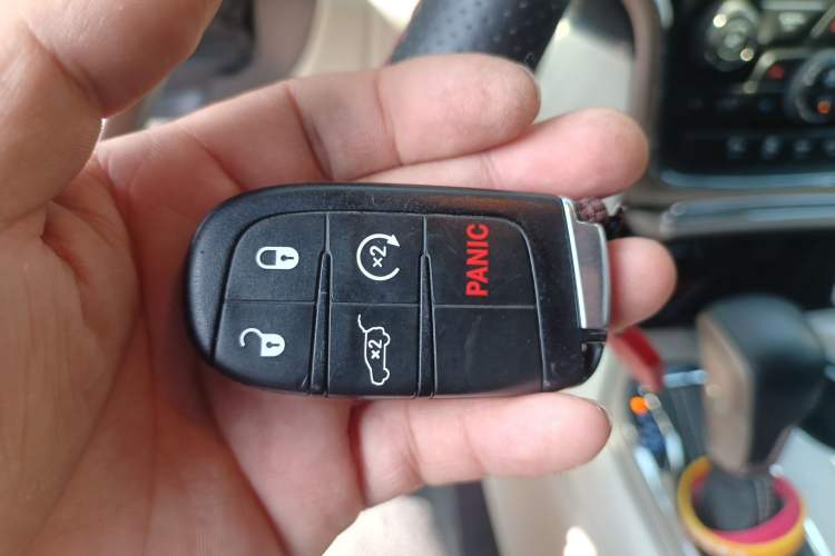 Used Jeep Grand Cherokee  Vehicle Key