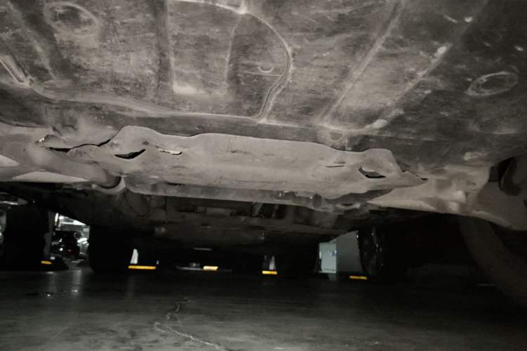 Used Jeep Grand Cherokee 2019 3.0L Elite Navigation Edition Chassis Front