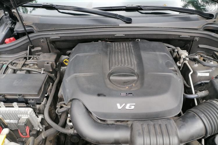 Used Jeep Grand Cherokee 2019 3.0L Elite Navigation Edition Engine Bay
