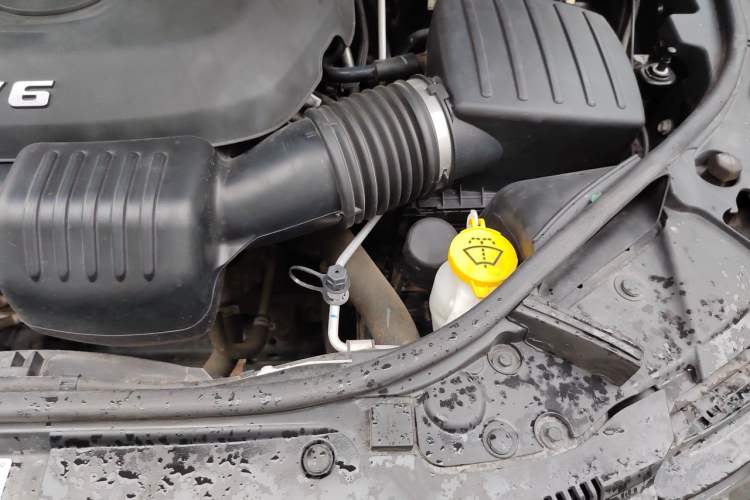 Used Jeep Grand Cherokee 2019 3.0L Elite Navigation Edition Engine Bay Left