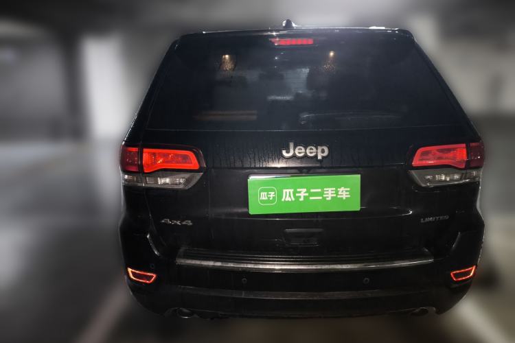 Used Jeep Grand Cherokee 2019 3.0L Elite Navigation Edition Rear