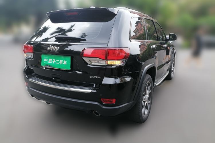 Used Jeep Grand Cherokee 2019 3.0L Elite Navigation Edition Rear Right 45 Deg