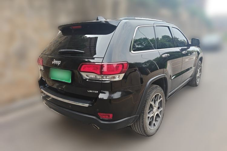 Used Jeep Grand Cherokee 2019 3.0L Elite Navigation Edition Rear Right 45 Deg