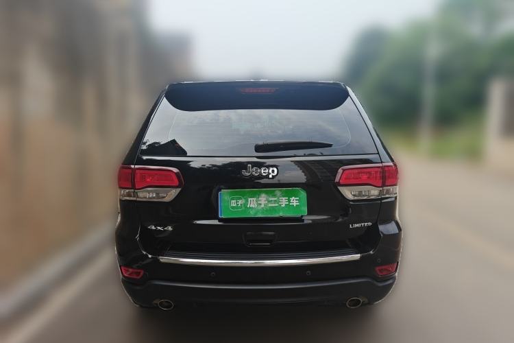 Used Jeep Grand Cherokee 2019 3.0L Elite Navigation Edition Rear