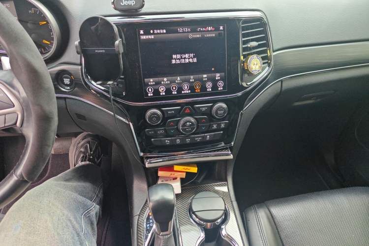 Used Jeep Grand Cherokee 2020 3.0L Elite Navigation Edition Audio And AC Panel
