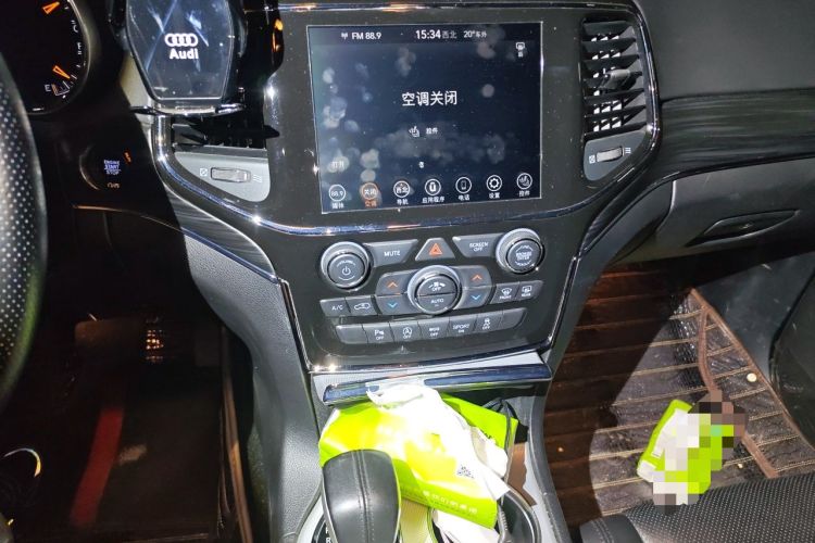 Used Jeep Grand Cherokee 2020 3.0L Elite Navigation Edition Audio And AC Panel
